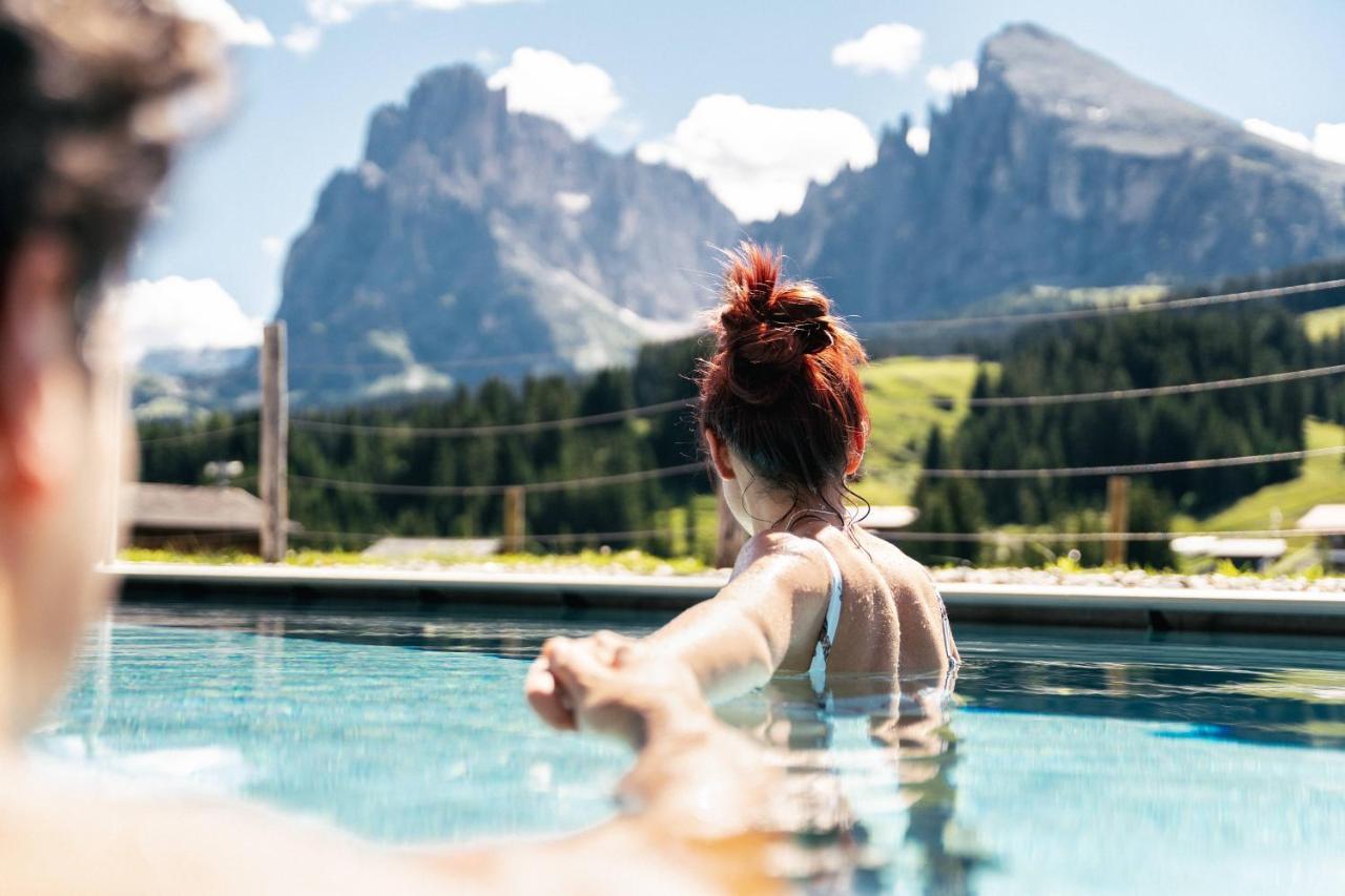 Saltria - Your Alpine Experience Alpe Di Siusi Kültér fotó