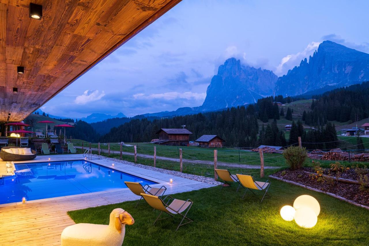 Saltria - Your Alpine Experience Alpe Di Siusi Kültér fotó